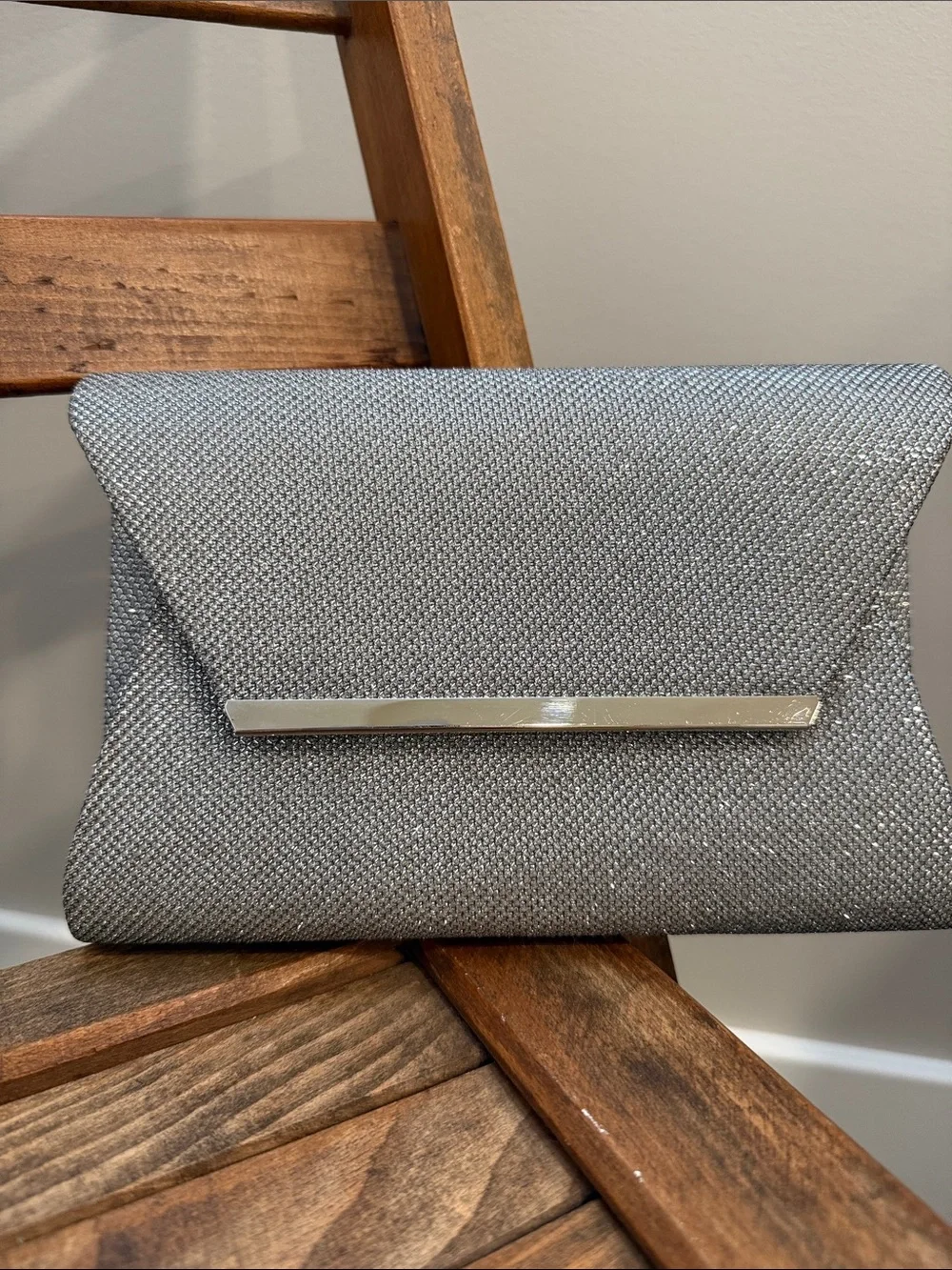 Jessica McClintock Silver Metallic Evening Clutch Removable Chain Formal Prom